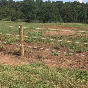 Wire Tighteners for Hi-Tensile Fence: In-Line Strainers, Ratchet Handles, and Why Hand-Twisted Splices Don't Count