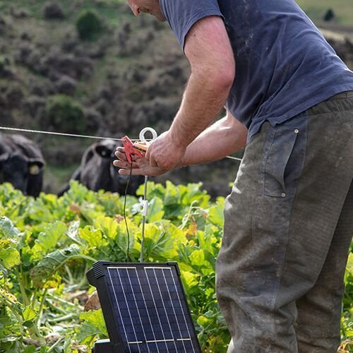 Gallagher S200 Solar Energizer