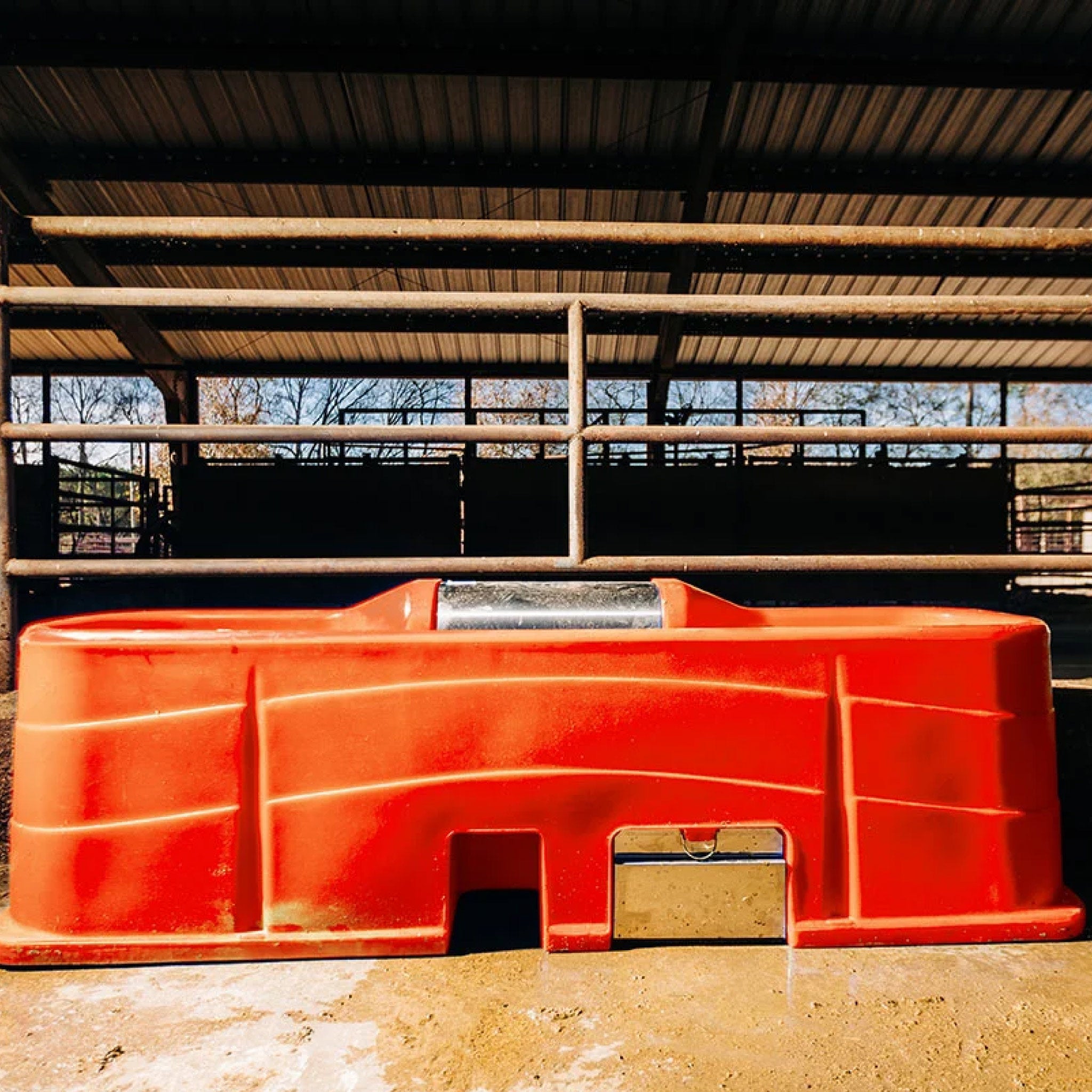 Tusker 7' Dairy Waterer
