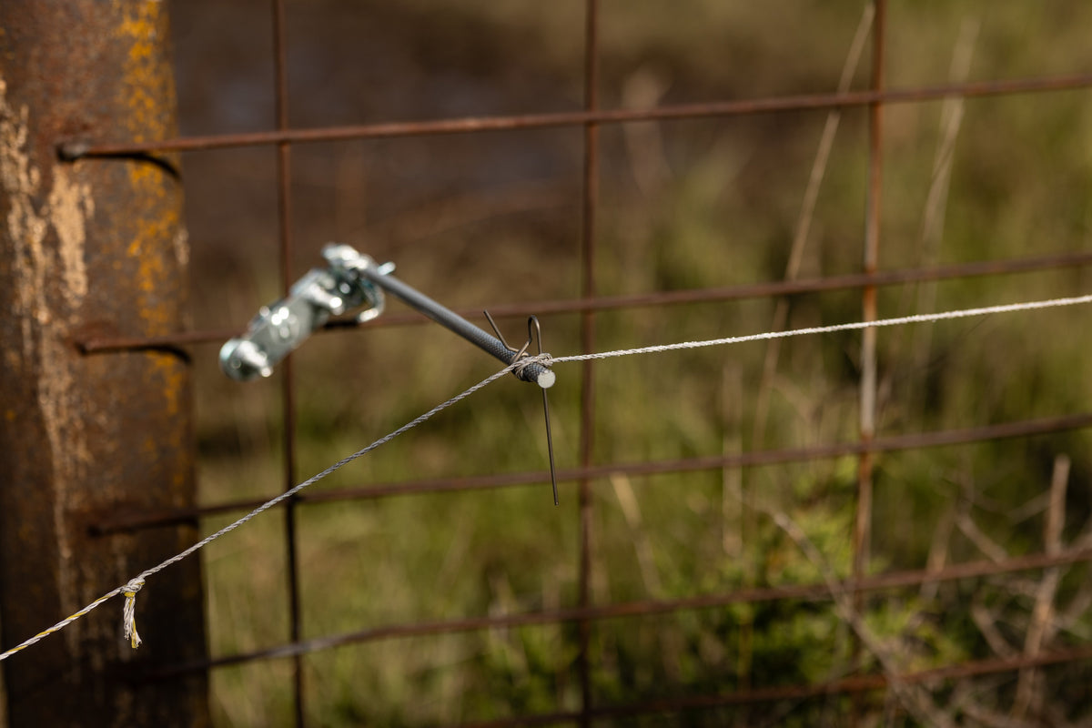 Utilizer wood and weld-on stand-off bracket for electric fence