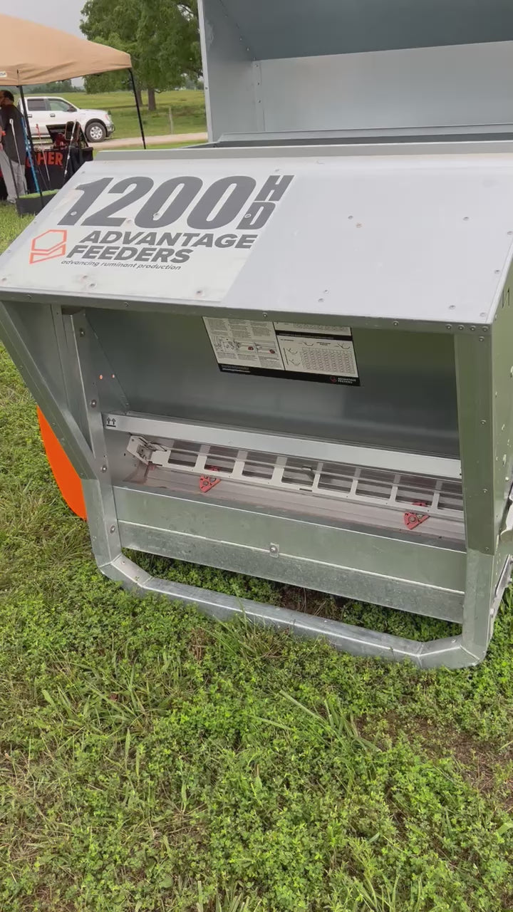 Advantage Feeder - 1200 HD Feeder